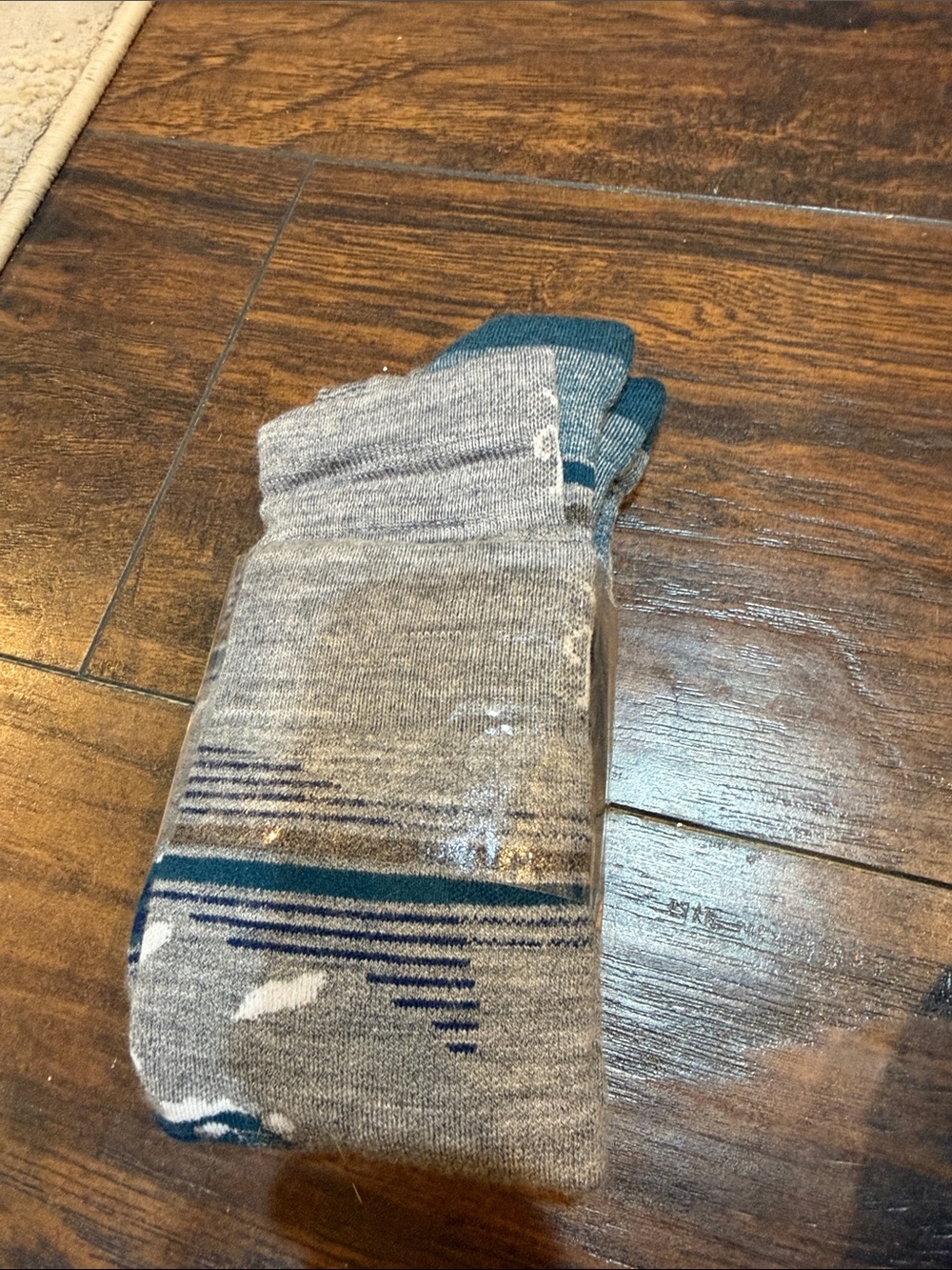 Smartwool socks new in open pack one pair size L